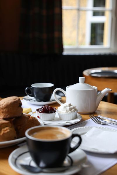 Tea & Scones