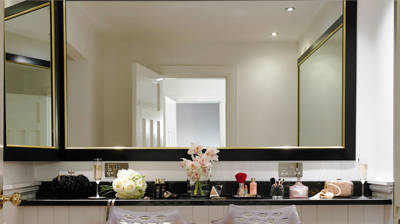 Bridal suite at Dunraven Arms Hotel